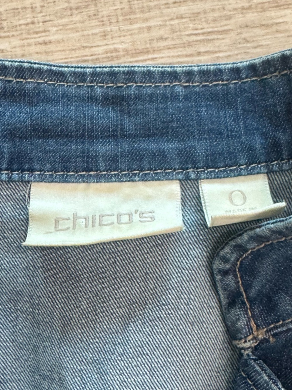 Chico’s Denim Military Style Jacket Braided Trim Button Front Size 0 (Small) - Picture 4 of 7